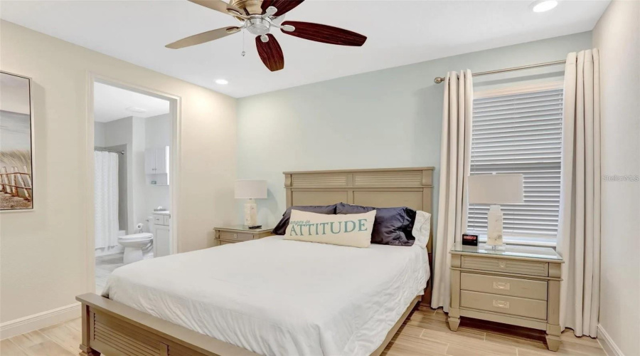 Kissimmee, Florida 34747, 4 Bedroom Bedrooms, ,4 Bathroombathrooms,Residential,For Sale,Lost Shaker,0,Mfro6345811