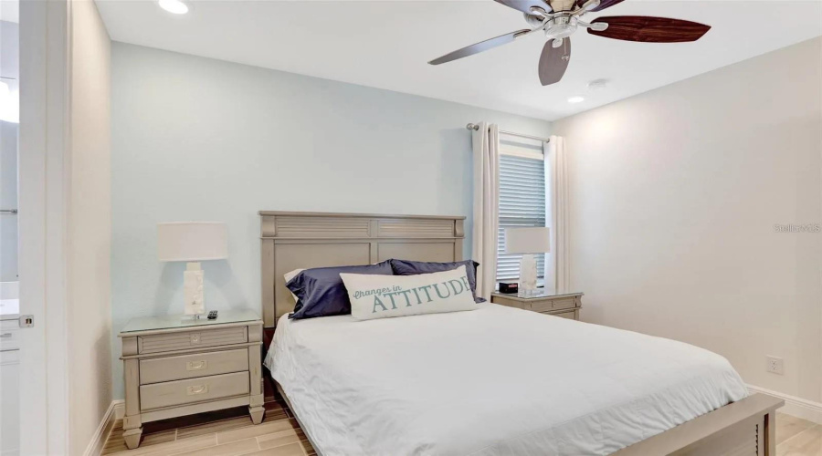 Kissimmee, Florida 34747, 4 Bedroom Bedrooms, ,4 Bathroombathrooms,Residential,For Sale,Lost Shaker,0,Mfro6345811