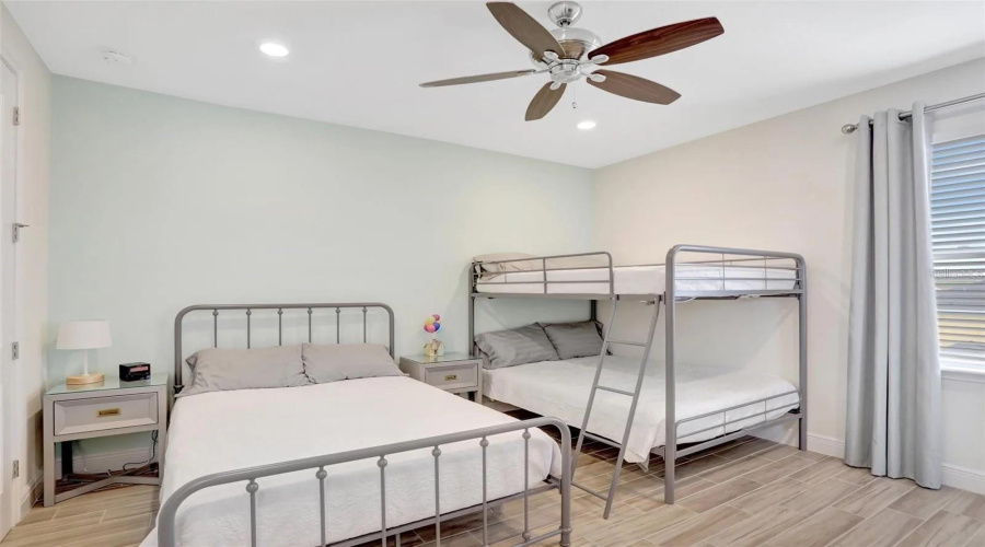 Kissimmee, Florida 34747, 4 Bedroom Bedrooms, ,4 Bathroombathrooms,Residential,For Sale,Lost Shaker,0,Mfro6345811