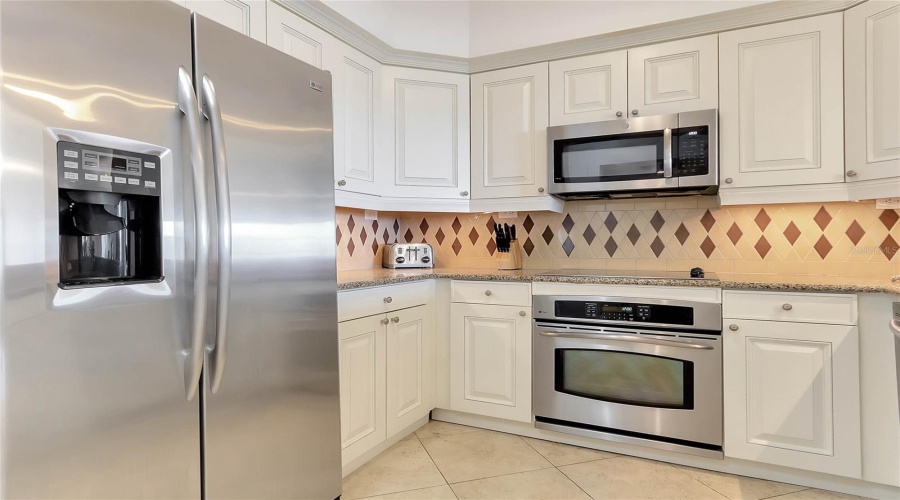 Kissimmee, Florida 34747, 2 Bedroom Bedrooms, ,2 Bathroombathrooms,Residential,For Sale,Gathering,0,Mfro6426460