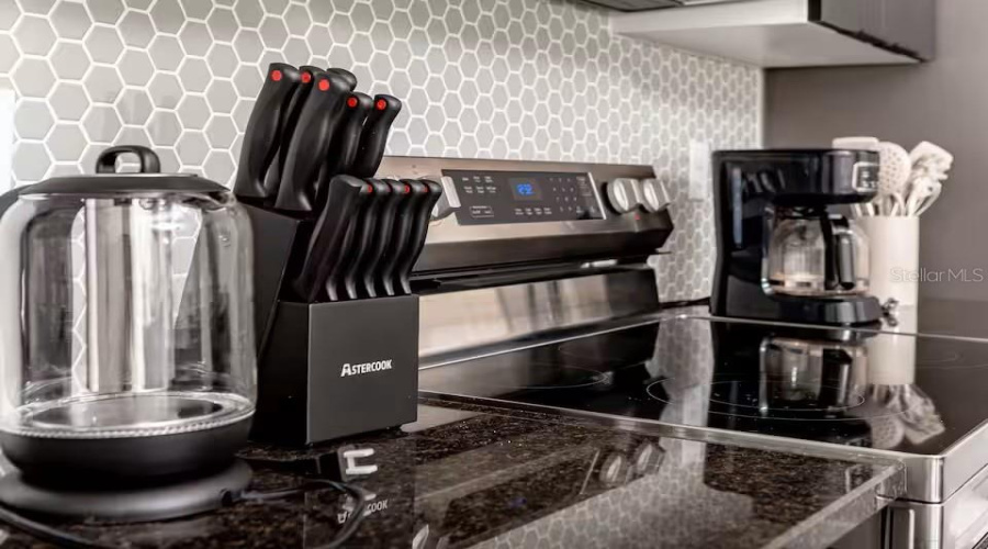 Kitchen 6