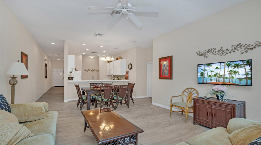 Davenport, Florida 33897, 3 Bedroom Bedrooms, ,2 Bathroombathrooms,Residential,For Sale,Lucaya,0,Mfro6426790
