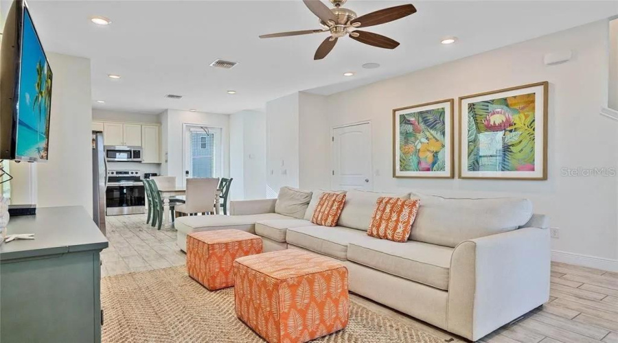 Kissimmee, Florida 34747, 4 Bedroom Bedrooms, ,4 Bathroombathrooms,Residential,For Sale,Salted Rim,0,Mfra4695024