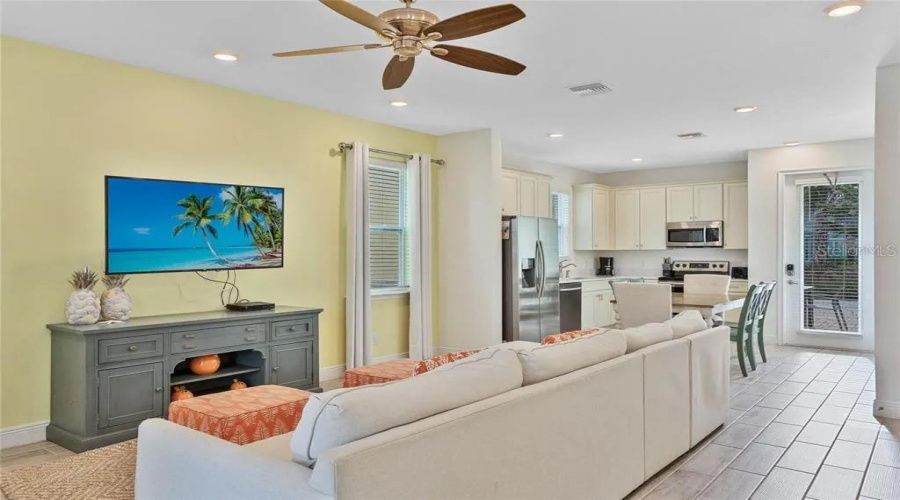 Kissimmee, Florida 34747, 4 Bedroom Bedrooms, ,4 Bathroombathrooms,Residential,For Sale,Salted Rim,0,Mfra4695024
