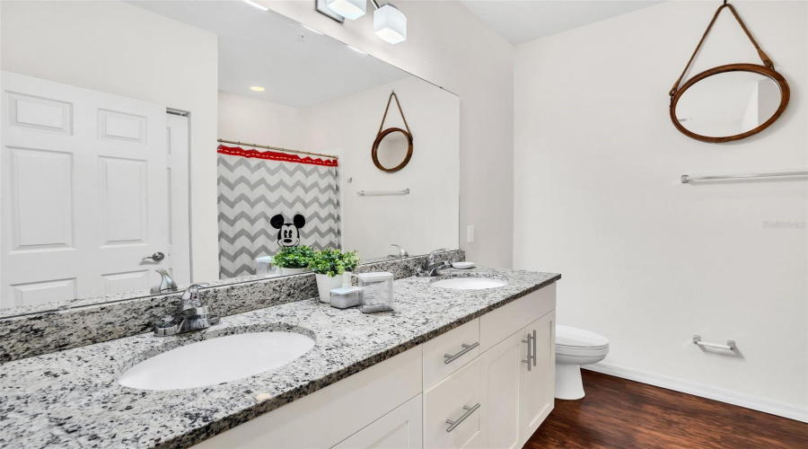 Kissimmee, Florida 34747, 3 Bedroom Bedrooms, ,2 Bathroombathrooms,Residential,For Sale,Shine,0,Mfro6375125