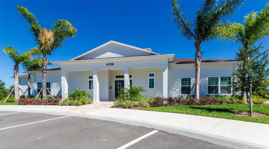 Kissimmee, Florida 34747, 3 Bedroom Bedrooms, ,2 Bathroombathrooms,Residential,For Sale,Shine,0,Mfro6375125