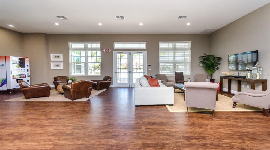 Kissimmee, Florida 34747, 3 Bedroom Bedrooms, ,2 Bathroombathrooms,Residential,For Sale,Shine,0,Mfro6375125