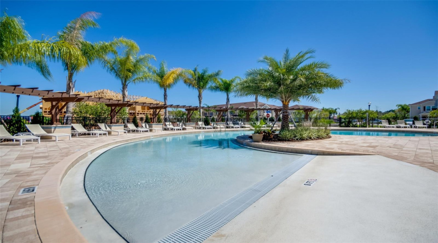 Kissimmee, Florida 34747, 3 Bedroom Bedrooms, ,2 Bathroombathrooms,Residential,For Sale,Shine,0,Mfro6375125