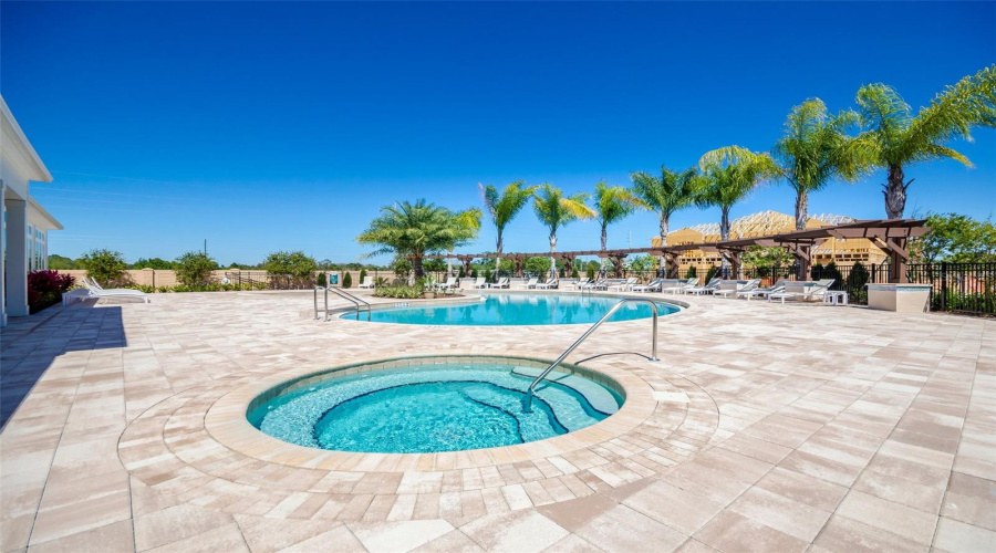 Kissimmee, Florida 34747, 3 Bedroom Bedrooms, ,2 Bathroombathrooms,Residential,For Sale,Shine,0,Mfro6375125