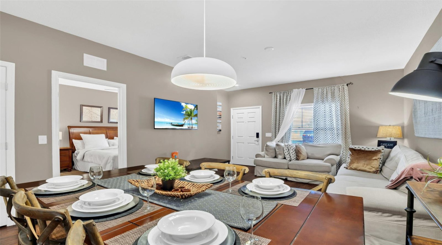 Kissimmee, Florida 34747, 3 Bedroom Bedrooms, ,2 Bathroombathrooms,Residential,For Sale,Shine,0,Mfro6375125