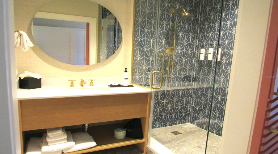 Kissimmee, Florida 34747, 2 Bedroom Bedrooms, ,2 Bathroombathrooms,Residential,For Sale,Sunset Walk Dr,0,Mfrs5142608