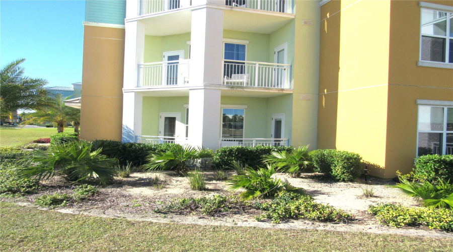 Kissimmee, Florida 34747, 2 Bedroom Bedrooms, ,2 Bathroombathrooms,Residential,For Sale,Sunset Walk Dr,0,Mfrs5142608