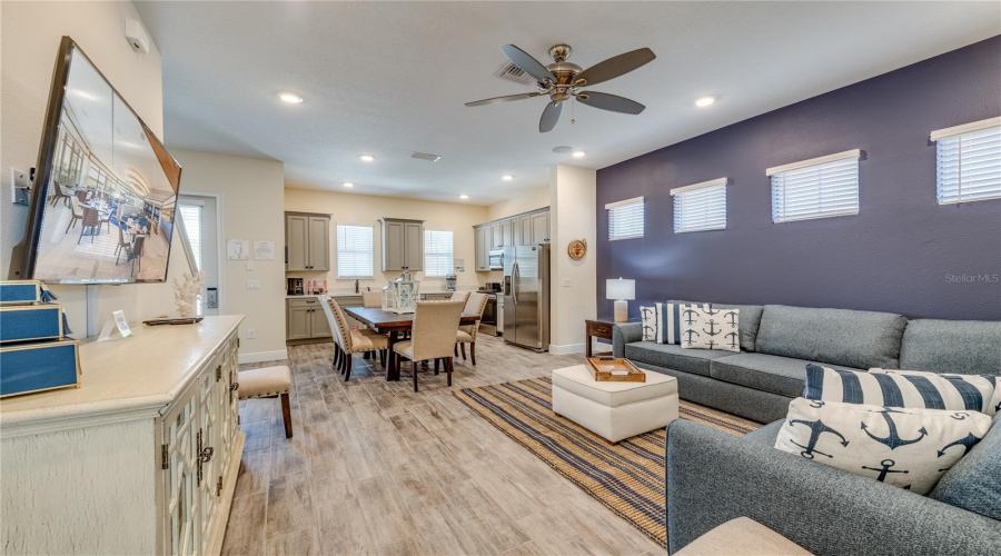 Kissimmee, Florida 34747, 4 Bedroom Bedrooms, ,3 Bathroombathrooms,Residential,For Sale,Dreamsicle,0,Mfro6395871