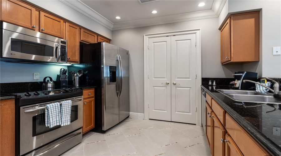 Champions Gate, Florida 33896, 2 Bedroom Bedrooms, ,2 Bathroombathrooms,Residential,For Sale,Miracle,0,Mfro6223845