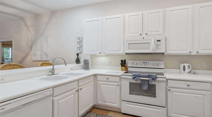 Davenport, Florida 33897, 3 Bedroom Bedrooms, ,2 Bathroombathrooms,Residential,For Sale,Lucaya,0,Mfrs5148895
