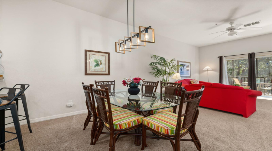 Davenport, Florida 33897, 2 Bedroom Bedrooms, ,2 Bathroombathrooms,Residential,For Sale,Rum,0,Mfrs5138719