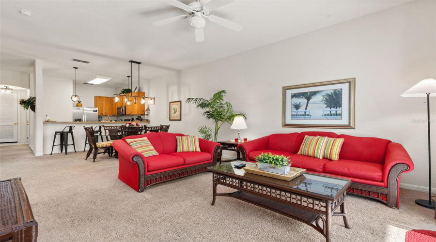 Davenport, Florida 33897, 2 Bedroom Bedrooms, ,2 Bathroombathrooms,Residential,For Sale,Rum,0,Mfrs5138719