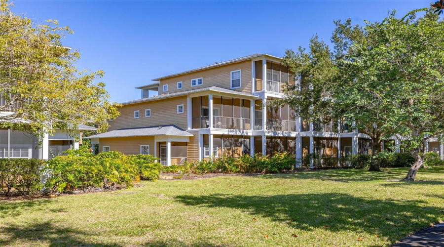 Davenport, Florida 33897, 2 Bedroom Bedrooms, ,2 Bathroombathrooms,Residential,For Sale,Rum,0,Mfrs5138719