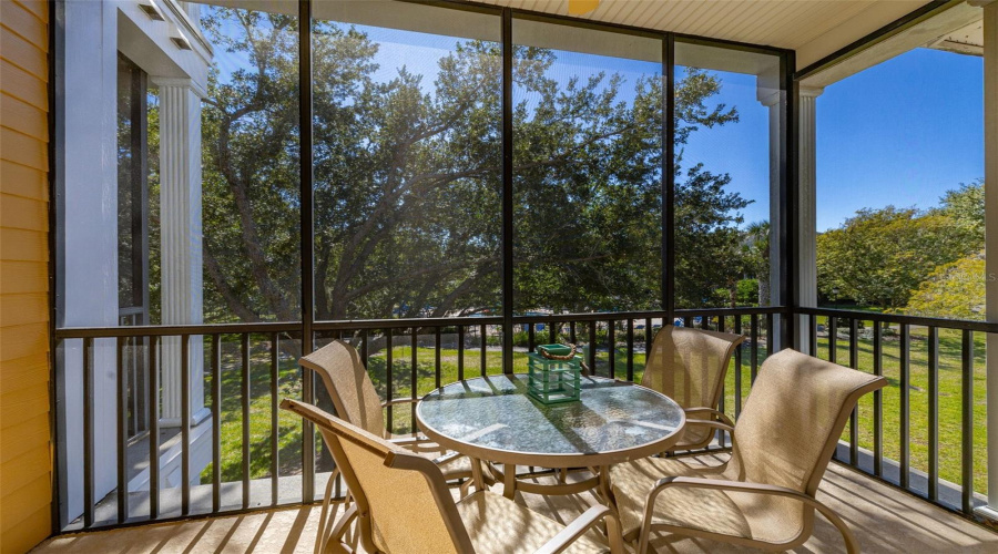 Davenport, Florida 33897, 2 Bedroom Bedrooms, ,2 Bathroombathrooms,Residential,For Sale,Rum,0,Mfrs5138719