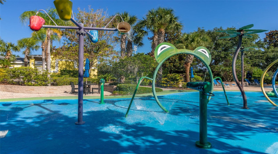 Davenport, Florida 33897, 2 Bedroom Bedrooms, ,2 Bathroombathrooms,Residential,For Sale,Rum,0,Mfrs5138719