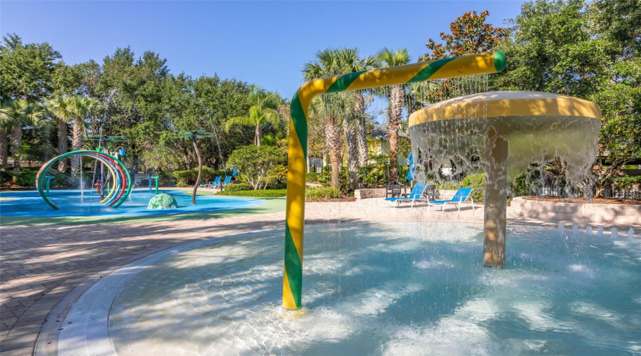 Davenport, Florida 33897, 2 Bedroom Bedrooms, ,2 Bathroombathrooms,Residential,For Sale,Rum,0,Mfrs5138719