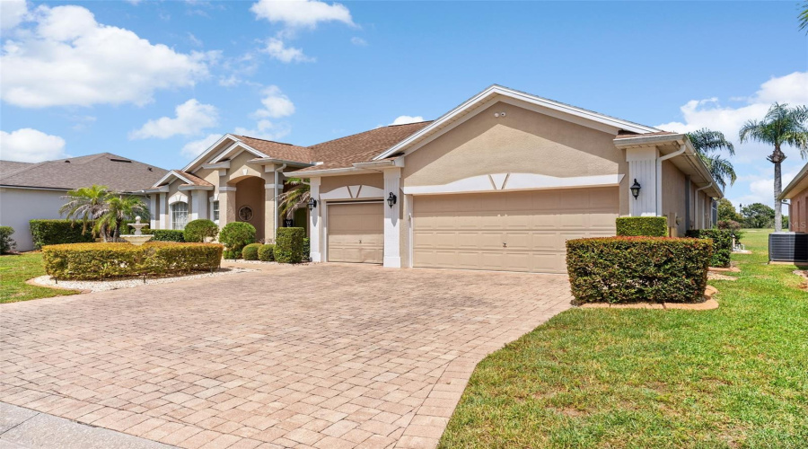 Davenport, Florida 33837, 4 Bedroom Bedrooms, ,3 Bathroombathrooms,Residential,For Sale,Golf Course,0,Mfro6423850