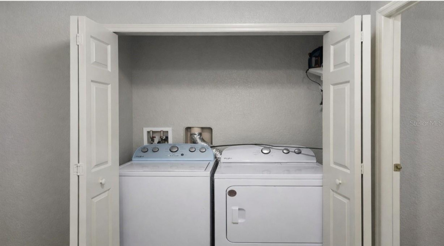 Davenport, Florida 33897, 4 Bedroom Bedrooms, ,3 Bathroombathrooms,Residential,For Sale,Calabria,0,Mfro6363110