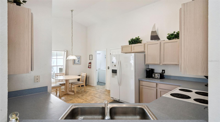 Davenport, Florida 33897, 4 Bedroom Bedrooms, ,2 Bathroombathrooms,Residential,For Sale,Troon,0,Mfro6398970
