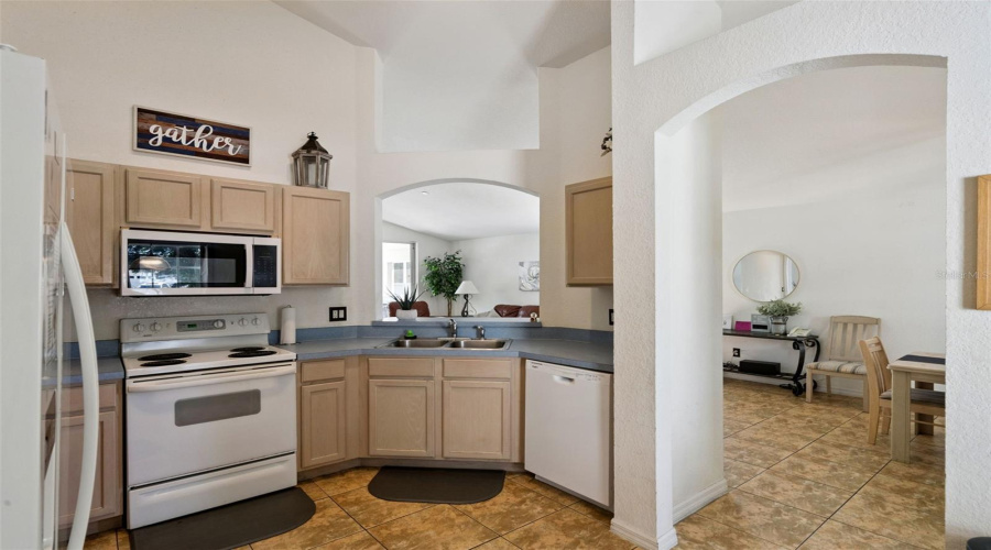 Davenport, Florida 33897, 4 Bedroom Bedrooms, ,2 Bathroombathrooms,Residential,For Sale,Troon,0,Mfro6398970