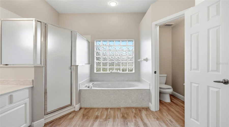 Davenport, Florida 33897, 5 Bedroom Bedrooms, ,4 Bathroombathrooms,Residential,For Sale,Ballyshannon,0,Mfrs5155082