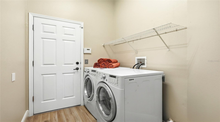Davenport, Florida 33897, 5 Bedroom Bedrooms, ,4 Bathroombathrooms,Residential,For Sale,Ballyshannon,0,Mfrs5155082