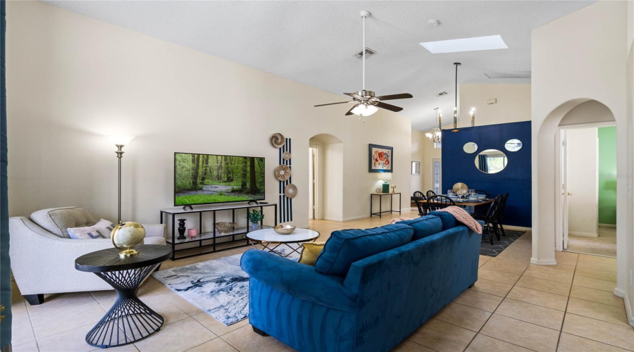 Kissimmee, Florida 34747, 4 Bedroom Bedrooms, ,3 Bathroombathrooms,Residential,For Sale,Autumn Creek,0,Mfrs5155574