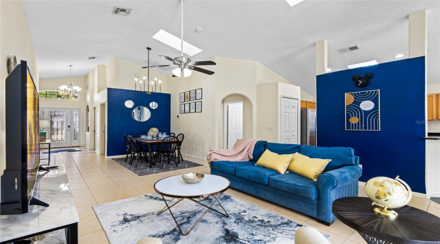 Kissimmee, Florida 34747, 4 Bedroom Bedrooms, ,3 Bathroombathrooms,Residential,For Sale,Autumn Creek,0,Mfrs5155574