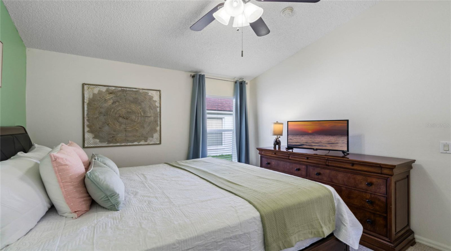 Kissimmee, Florida 34747, 4 Bedroom Bedrooms, ,3 Bathroombathrooms,Residential,For Sale,Autumn Creek,0,Mfrs5155574