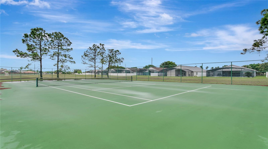 Kissimmee, Florida 34747, 4 Bedroom Bedrooms, ,3 Bathroombathrooms,Residential,For Sale,Autumn Creek,0,Mfrs5155574