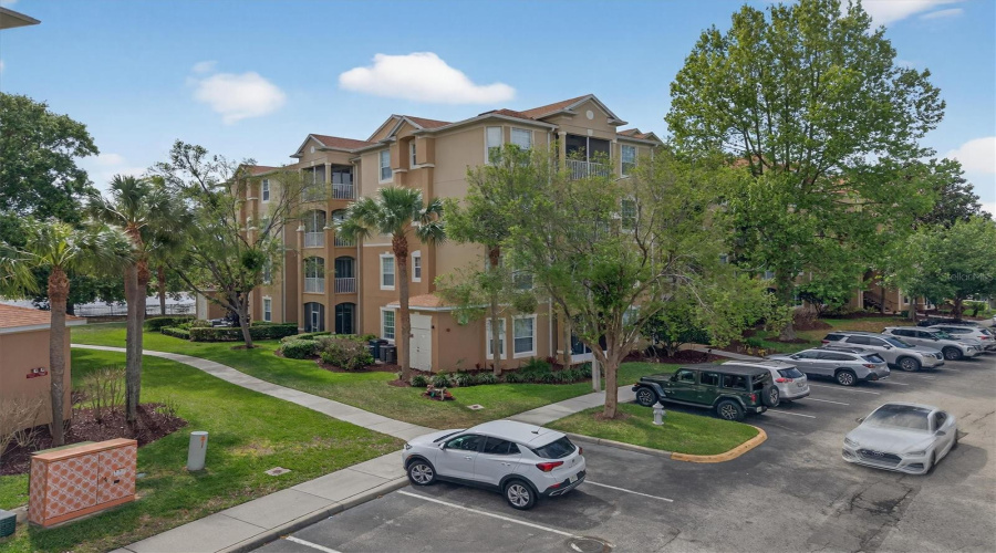 Kissimmee, Florida 34747, 3 Bedroom Bedrooms, ,2 Bathroombathrooms,Residential,For Sale,Comrow,0,Mfro6395555