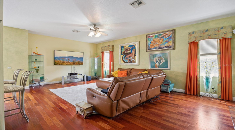Orlando, Florida 32836, 6 Bedroom Bedrooms, ,5 Bathroombathrooms,Residential,For Sale,Heritage Bay,0,Mfro6429814