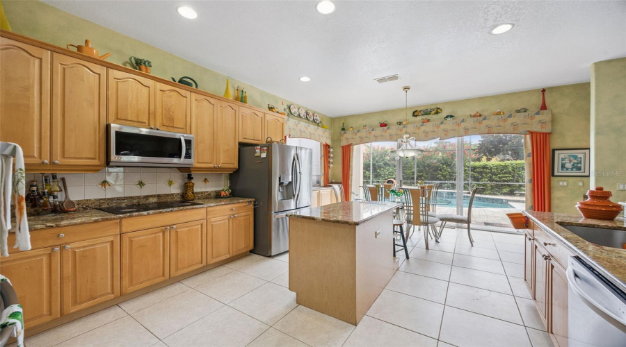 Orlando, Florida 32836, 6 Bedroom Bedrooms, ,5 Bathroombathrooms,Residential,For Sale,Heritage Bay,0,Mfro6429814