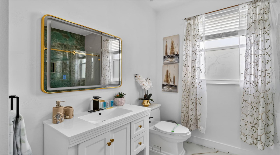 Kissimmee, Florida 34747, 6 Bedroom Bedrooms, ,3 Bathroombathrooms,Residential,For Sale,King Palm,0,Mfro6432585