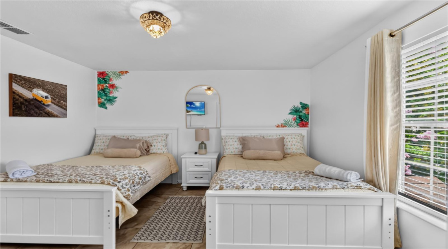 Kissimmee, Florida 34747, 6 Bedroom Bedrooms, ,3 Bathroombathrooms,Residential,For Sale,King Palm,0,Mfro6432585