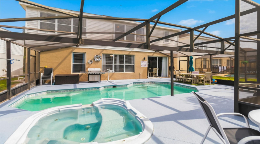 Kissimmee, Florida 34747, 6 Bedroom Bedrooms, ,3 Bathroombathrooms,Residential,For Sale,King Palm,0,Mfro6432585