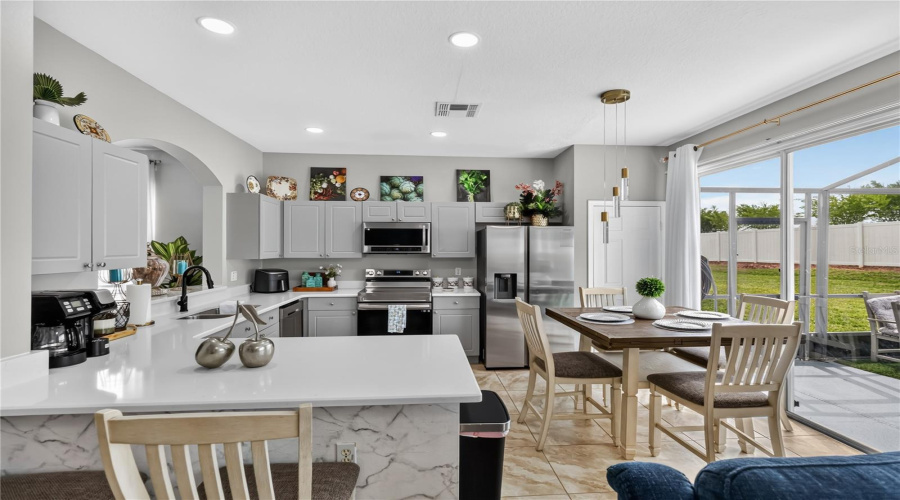 Kissimmee, Florida 34747, 6 Bedroom Bedrooms, ,3 Bathroombathrooms,Residential,For Sale,King Palm,0,Mfro6432585