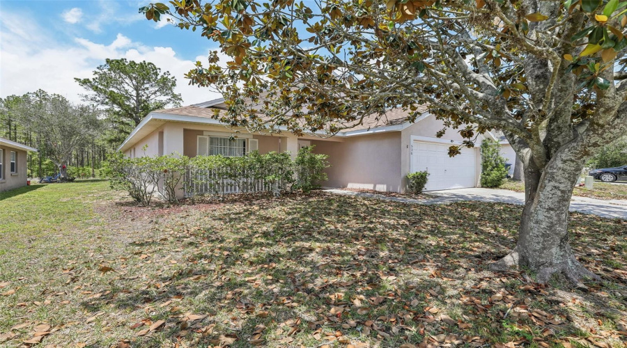 Davenport, Florida 33897, 4 Bedroom Bedrooms, ,3 Bathroombathrooms,Residential,For Sale,Pine Cone,0,Mfro6408840