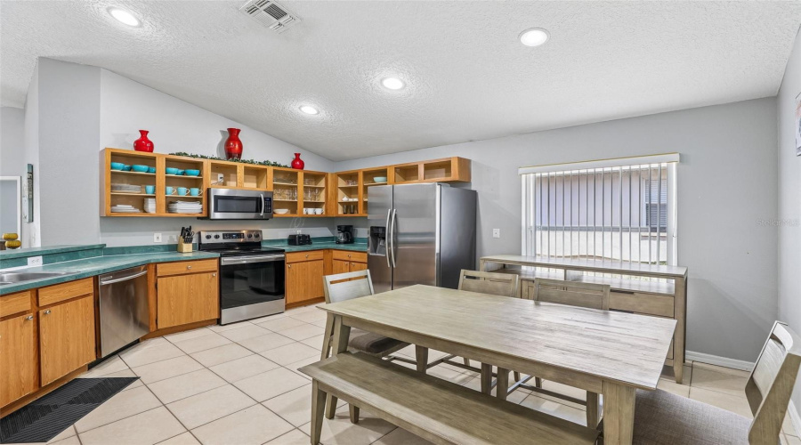 Davenport, Florida 33897, 4 Bedroom Bedrooms, ,3 Bathroombathrooms,Residential,For Sale,Pine Cone,0,Mfro6408840
