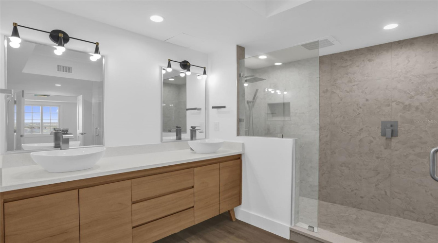 Reunion, Florida 34747, 2 Bedroom Bedrooms, ,2 Bathroombathrooms,Residential,For Sale,Gathering,0,Mfro6432930