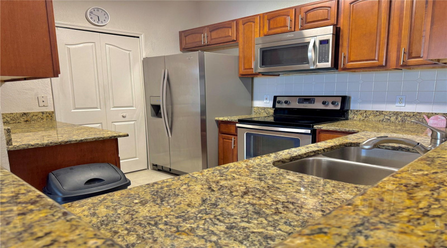 Kissimmee, Florida 34747, 3 Bedroom Bedrooms, ,2 Bathroombathrooms,Residential,For Sale,Dunes,0,Mfrs5152970