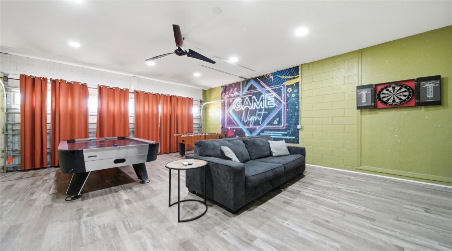Davenport, Florida 33897, 5 Bedroom Bedrooms, ,3 Bathroombathrooms,Residential,For Sale,Gleneagles,0,Mfro6433210