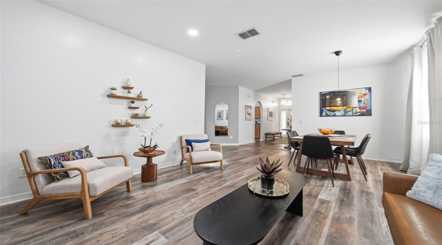 Davenport, Florida 33897, 5 Bedroom Bedrooms, ,3 Bathroombathrooms,Residential,For Sale,Gleneagles,0,Mfro6433210