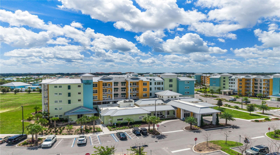 Kissimmee, Florida 34747, 2 Bedroom Bedrooms, ,2 Bathroombathrooms,Residential,For Sale,Sunset Walk,0,Mfrs5155261