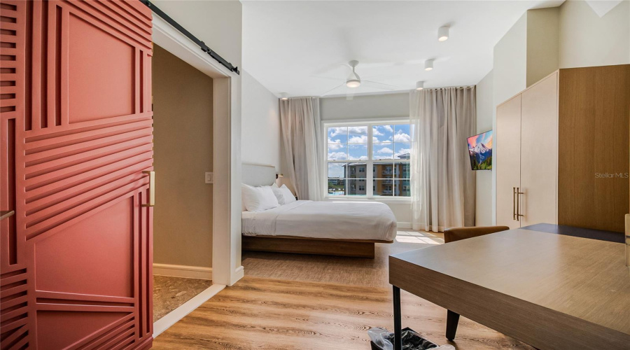 Kissimmee, Florida 34747, 2 Bedroom Bedrooms, ,2 Bathroombathrooms,Residential,For Sale,Sunset Walk,0,Mfrs5155261